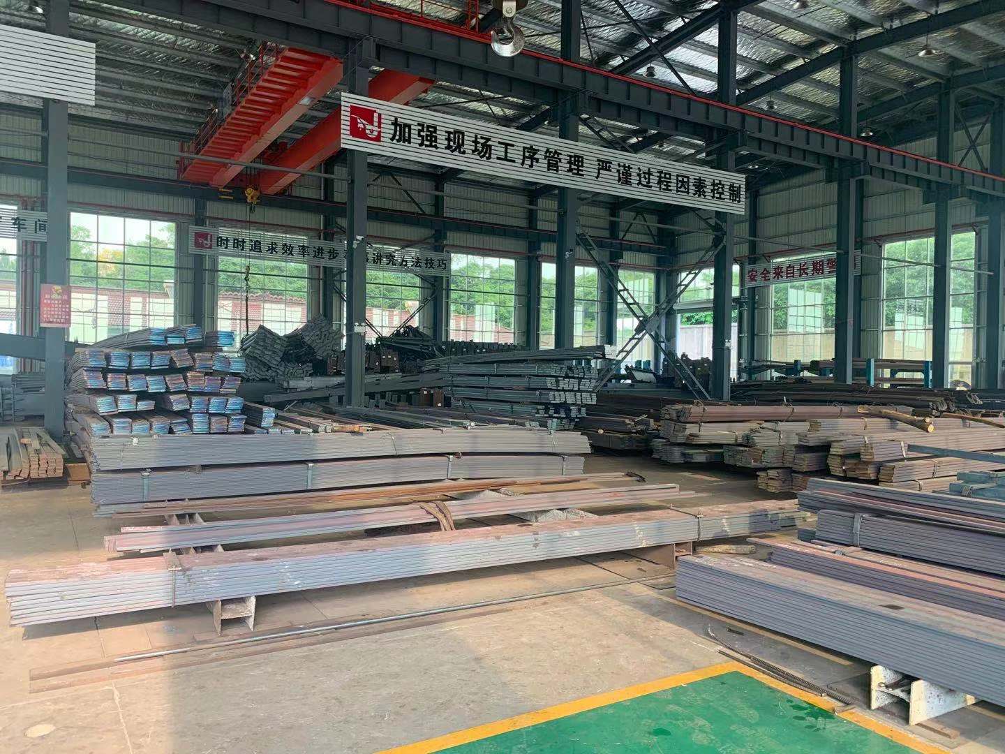 Flat steel